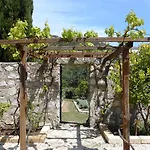 Κάμπινγκ Elbadoc Village