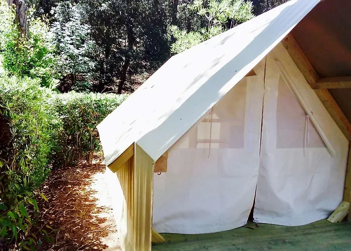 Camping Elbadoc Village Cavo