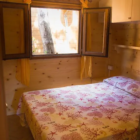 Elbadoc Village Campingplads Cavo